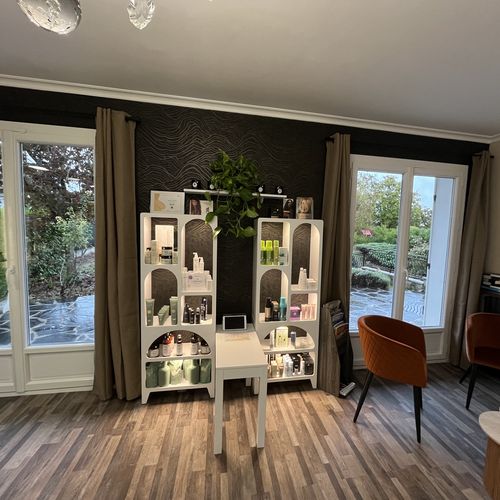 produits capillaires de votre coiffeuse à Bourges dans le Cher 18